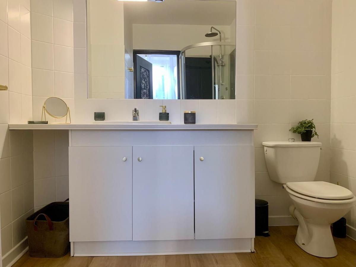 Pyrene Holidays - Heracles - Residence Paisible A 6Mn A Pied Des Thermes Bagneres-de-Bigorre Room photo