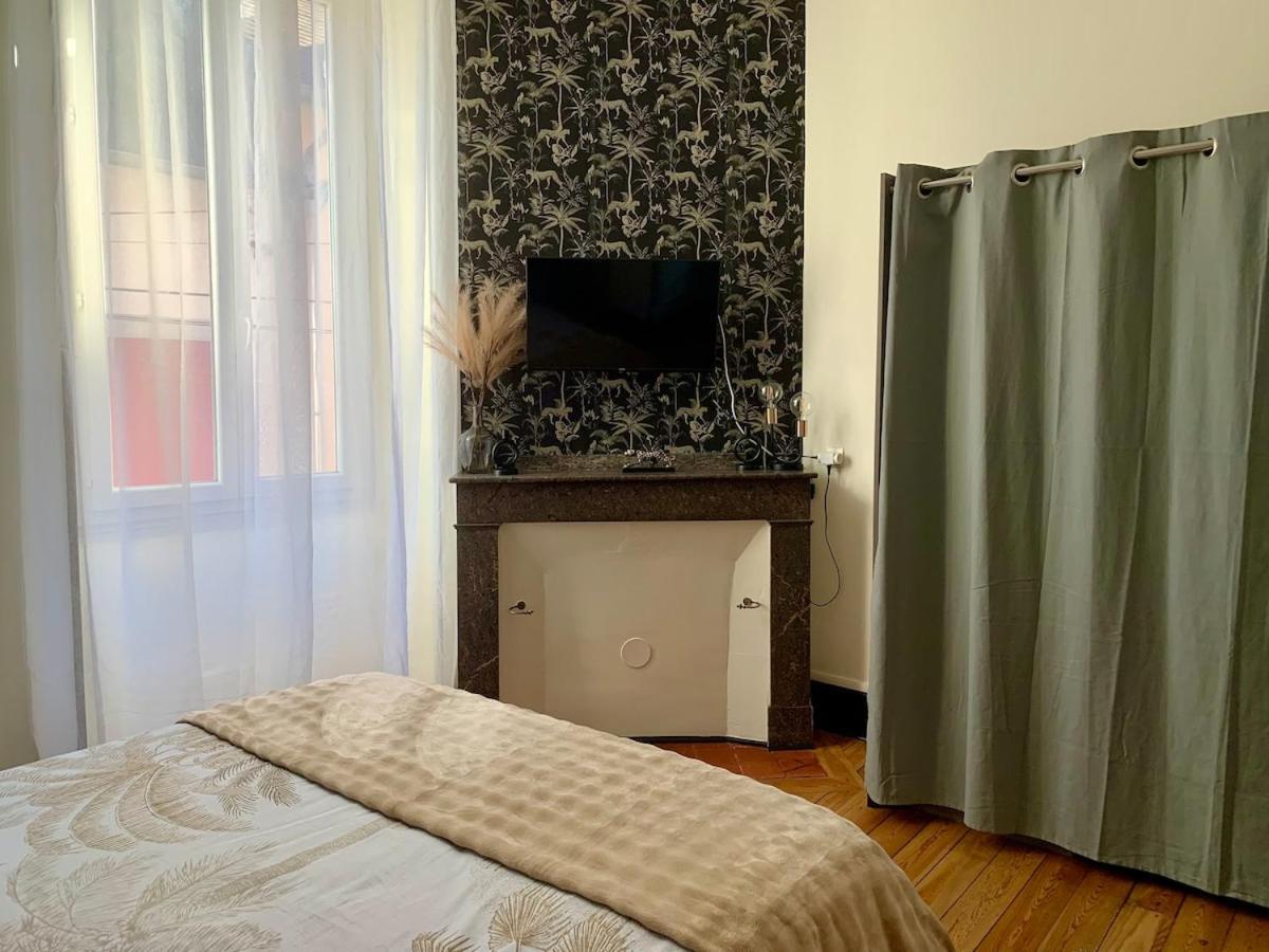 Pyrene Holidays - Heracles - Residence Paisible A 6Mn A Pied Des Thermes Bagneres-de-Bigorre Room photo